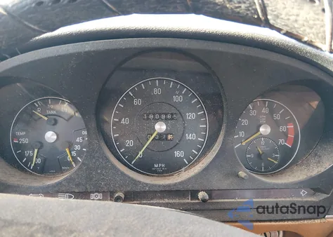 1974 Mercedes-Benz 450Sl z USA, uszkodzony, nr VIN 10704412019588